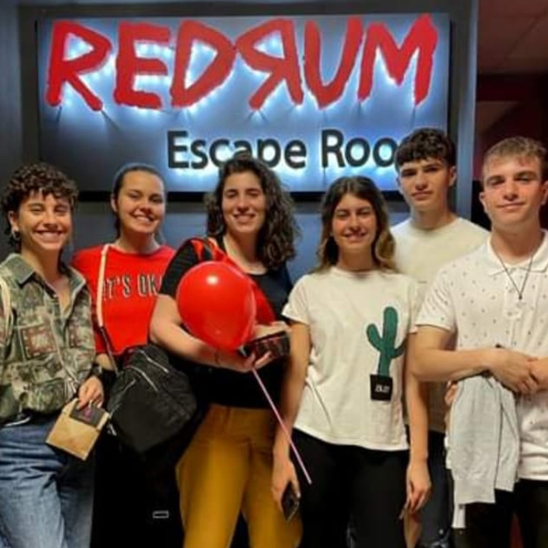 Cumpleaños en Sevilla - REDRUM Escape Room